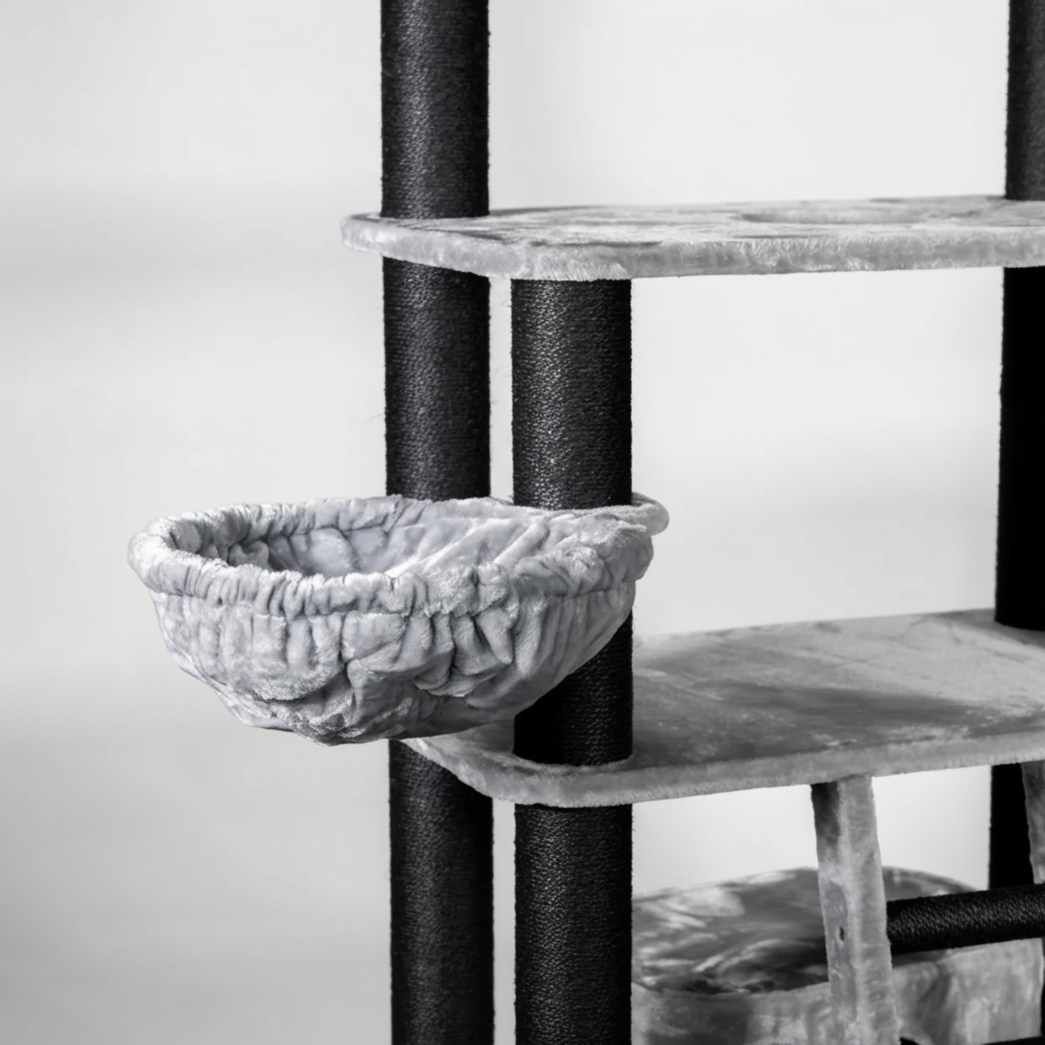 Kraapimispuu suurtele tõugudele Panther XXL