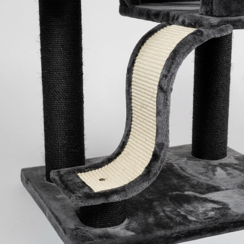 Lielas šķirnes kaķu koks Kilimandjaro de Luxe