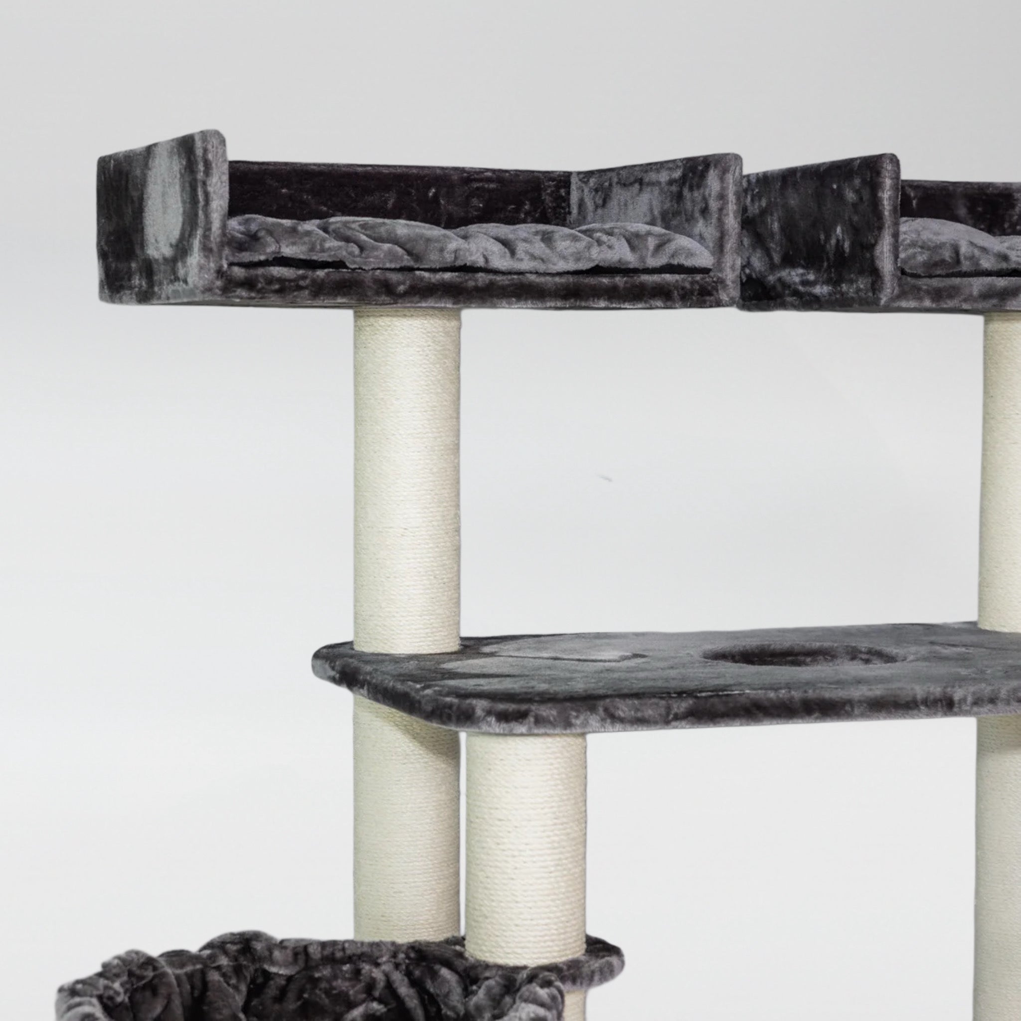 Kaķu māja lielām šķirnēm Panther XXL